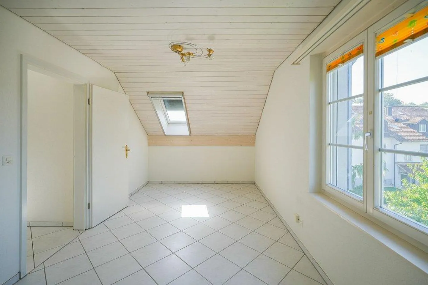 Spazio per la famiglia - Casa ideale 5.5 stanze casa bifamiliare - Foto 12 di 13