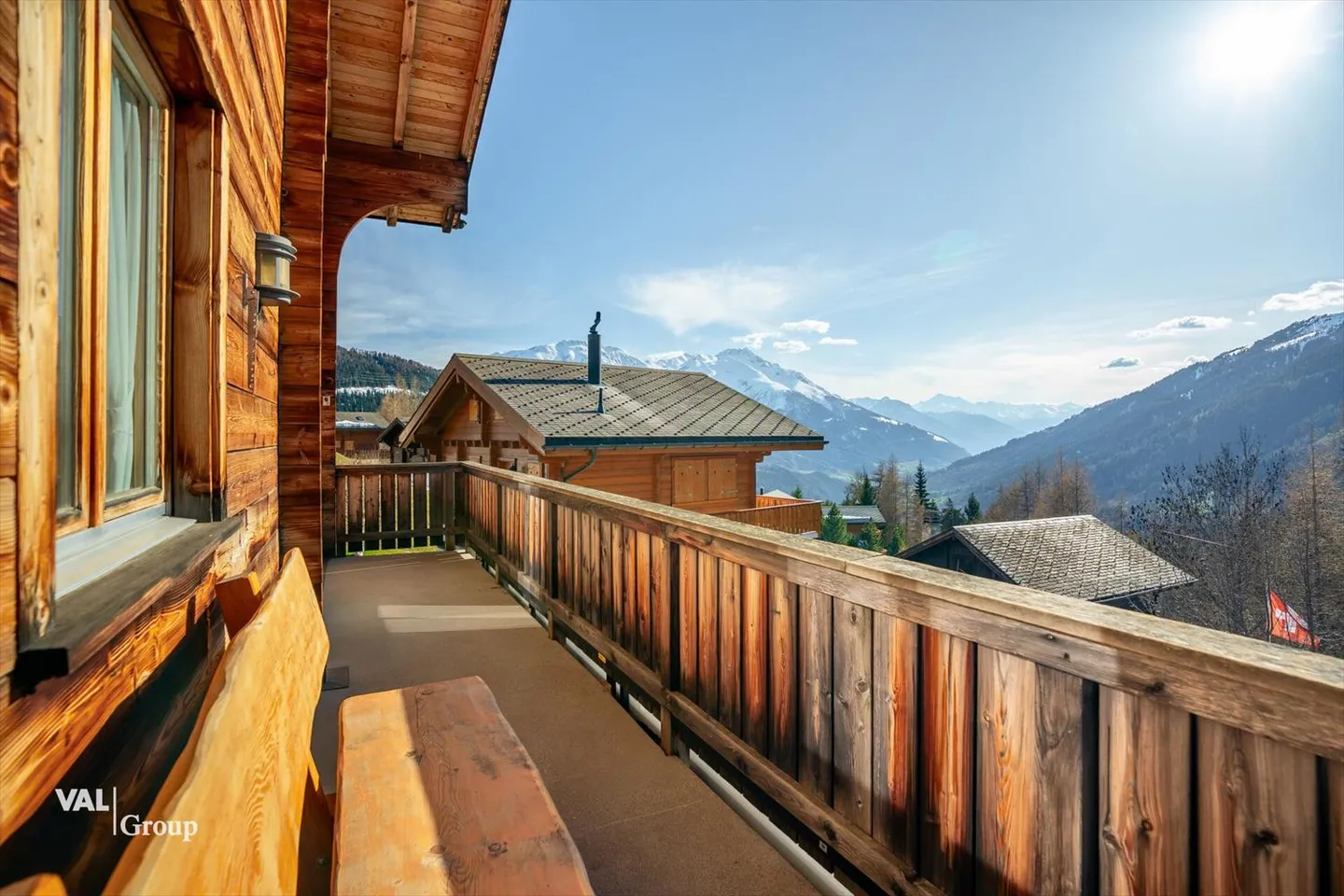 Chalet de vacances avec vue, deux appartements et étable avec potentiel - Photo 11 sur 13