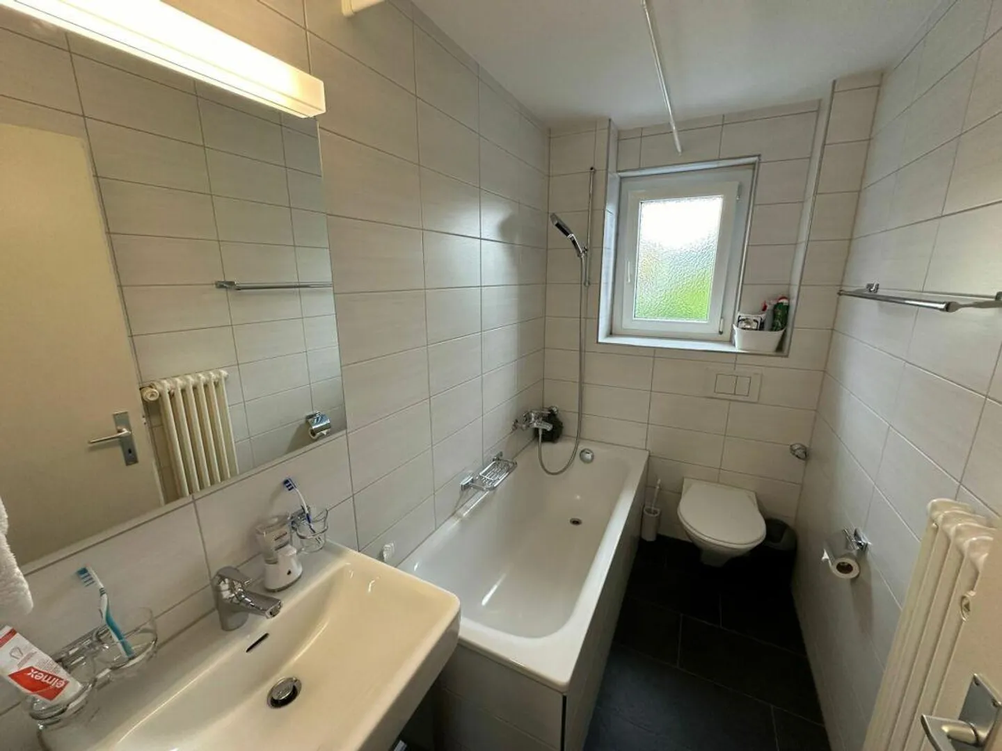 Cozy 4.5-room apartment with sunny balcony - Photo 7 of 8