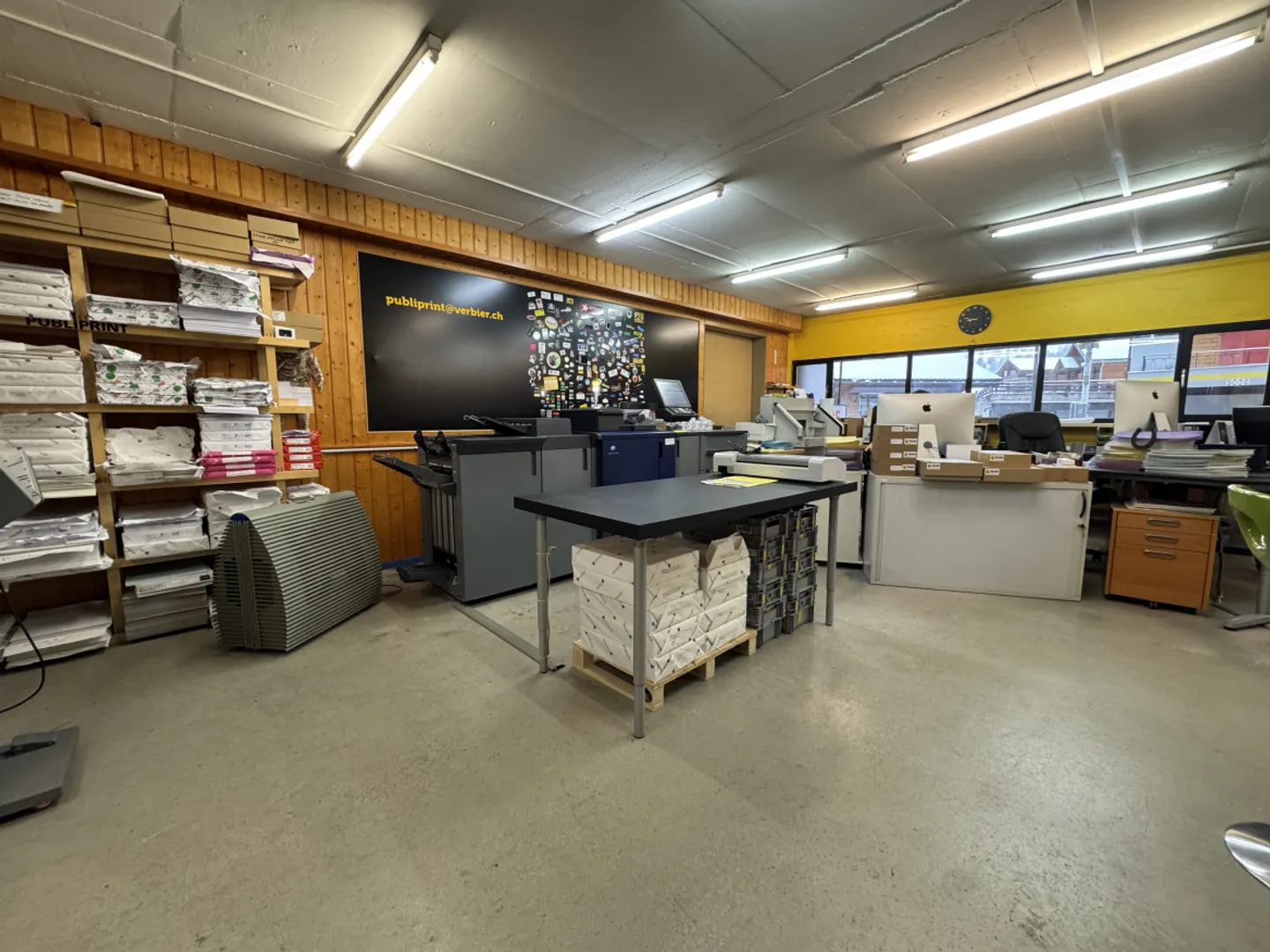 Spazio commerciale vicino a LES ARCADES nel cuore della stazione da occupare - Foto 1 di 4