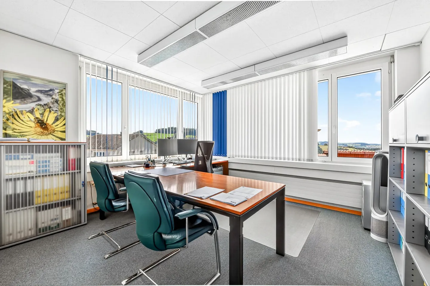 Proprietà residenziale e commerciale con potenziale di sviluppo versatile - Foto 2 di 47