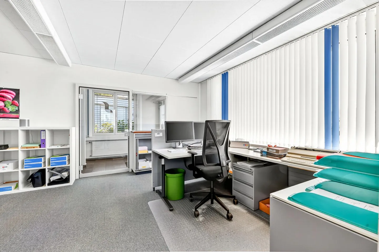 Proprietà residenziale e commerciale con potenziale di sviluppo versatile - Foto 3 di 47