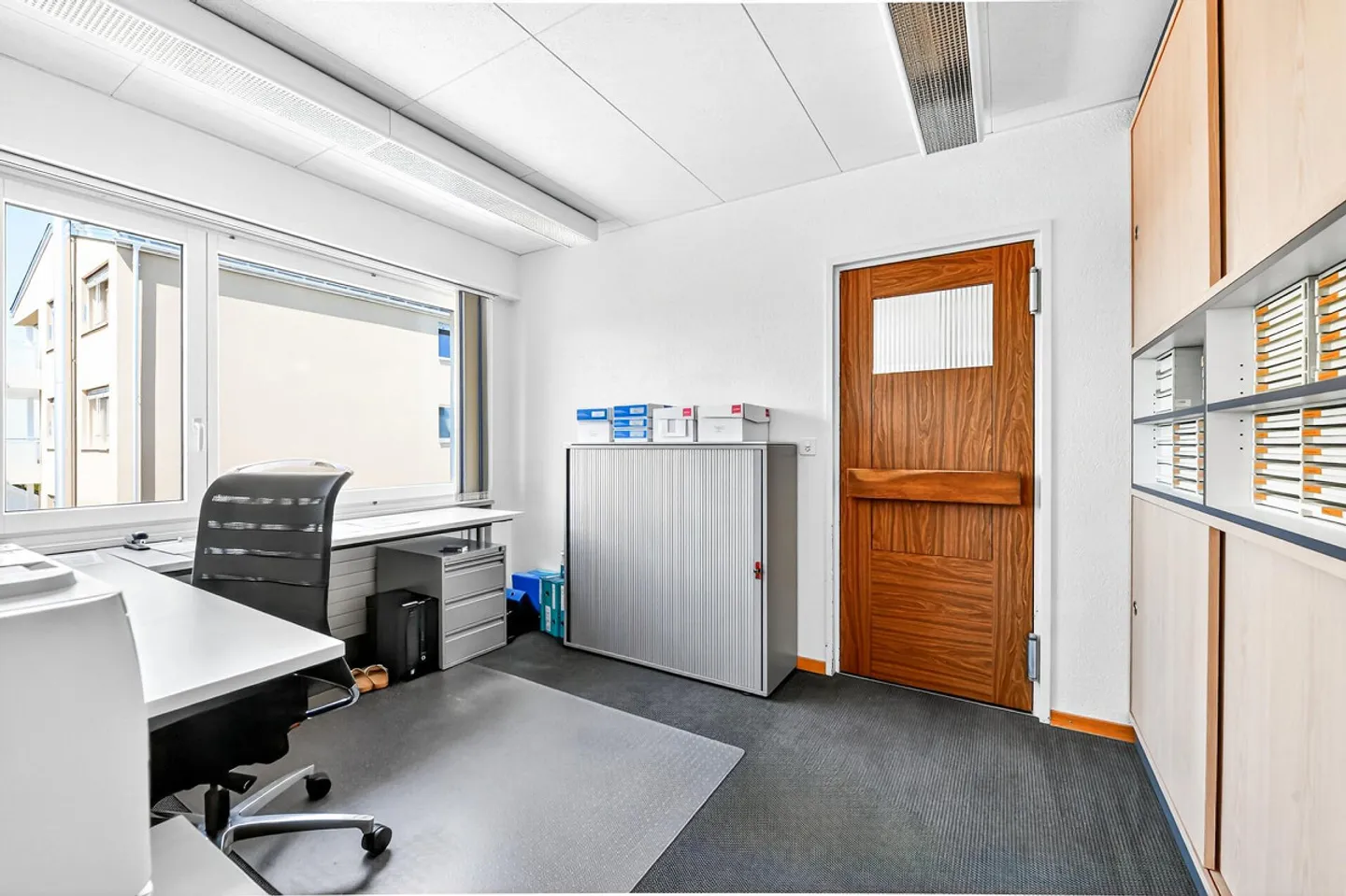 Proprietà residenziale e commerciale con potenziale di sviluppo versatile - Foto 6 di 47