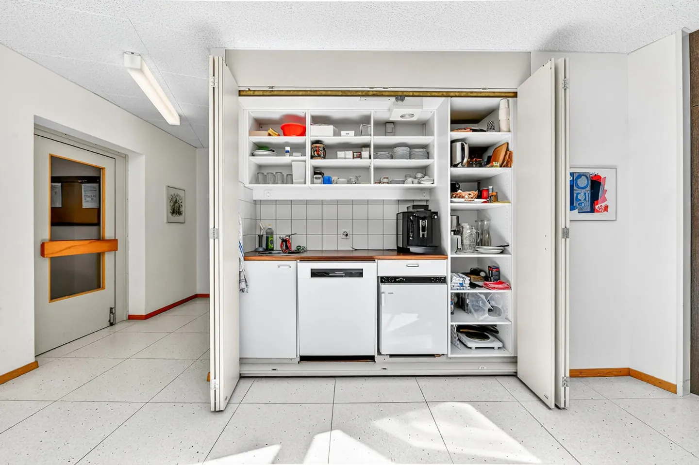 Proprietà residenziale e commerciale con potenziale di sviluppo versatile - Foto 12 di 47