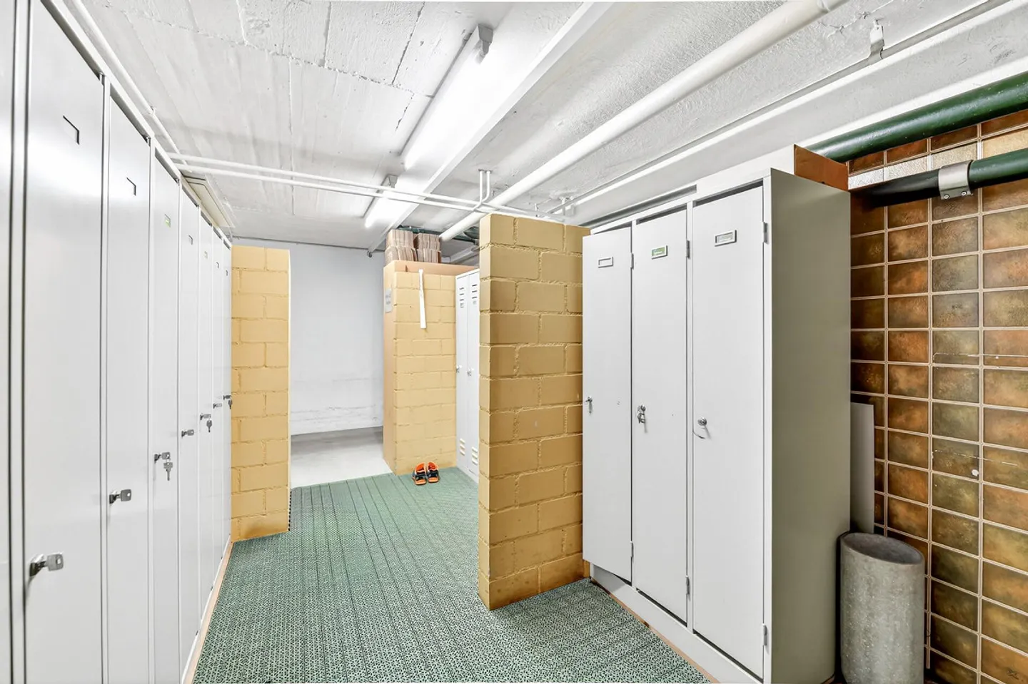 Proprietà residenziale e commerciale con potenziale di sviluppo versatile - Foto 33 di 47