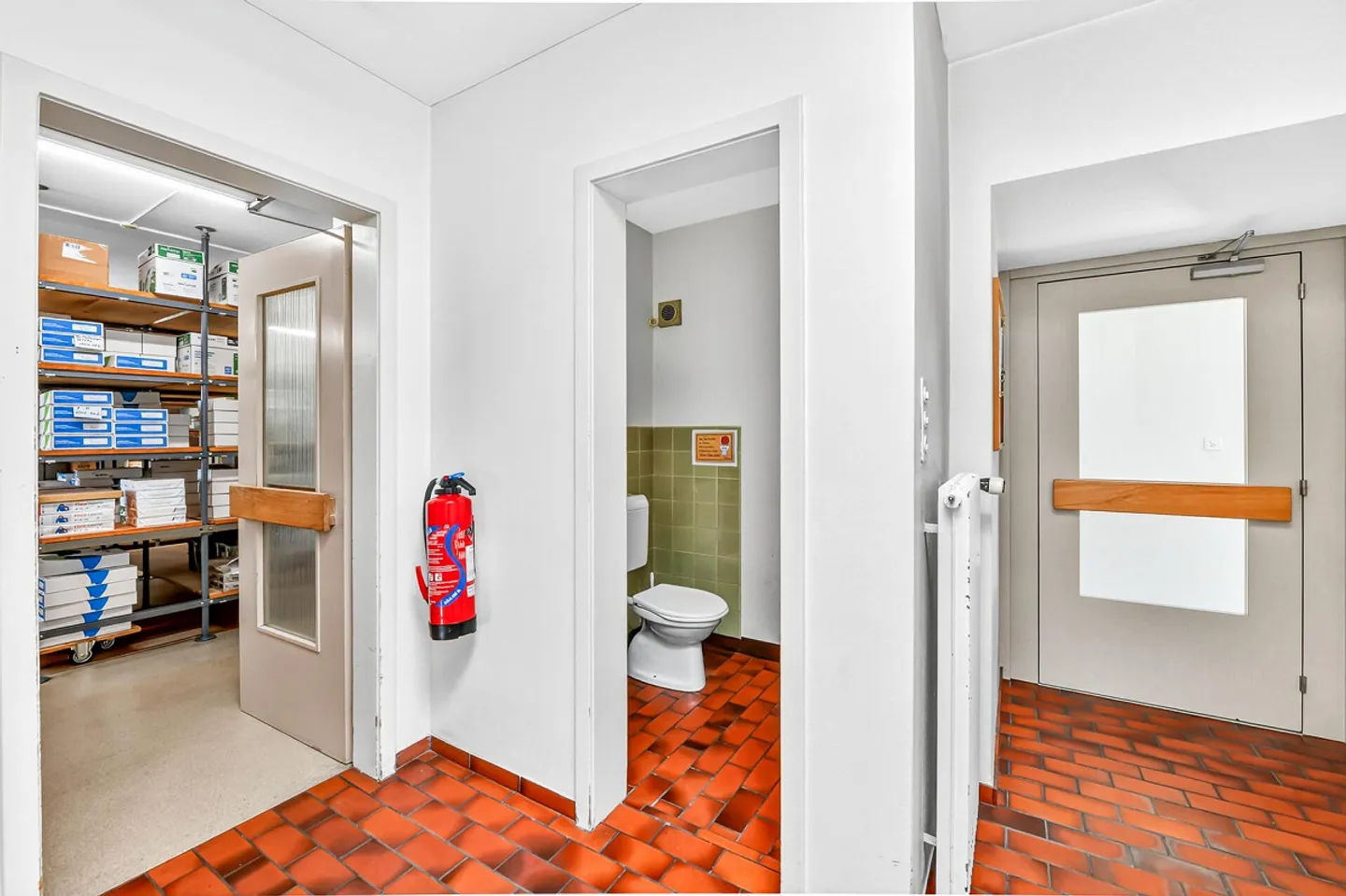 Proprietà residenziale e commerciale con potenziale di sviluppo versatile - Foto 24 di 47