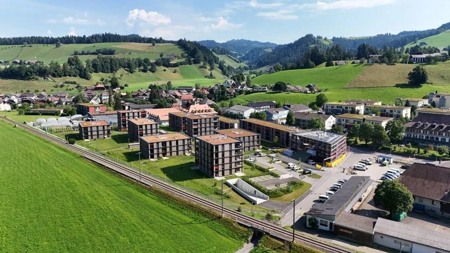 Living with a View and Comfort - Photo 8 of 8