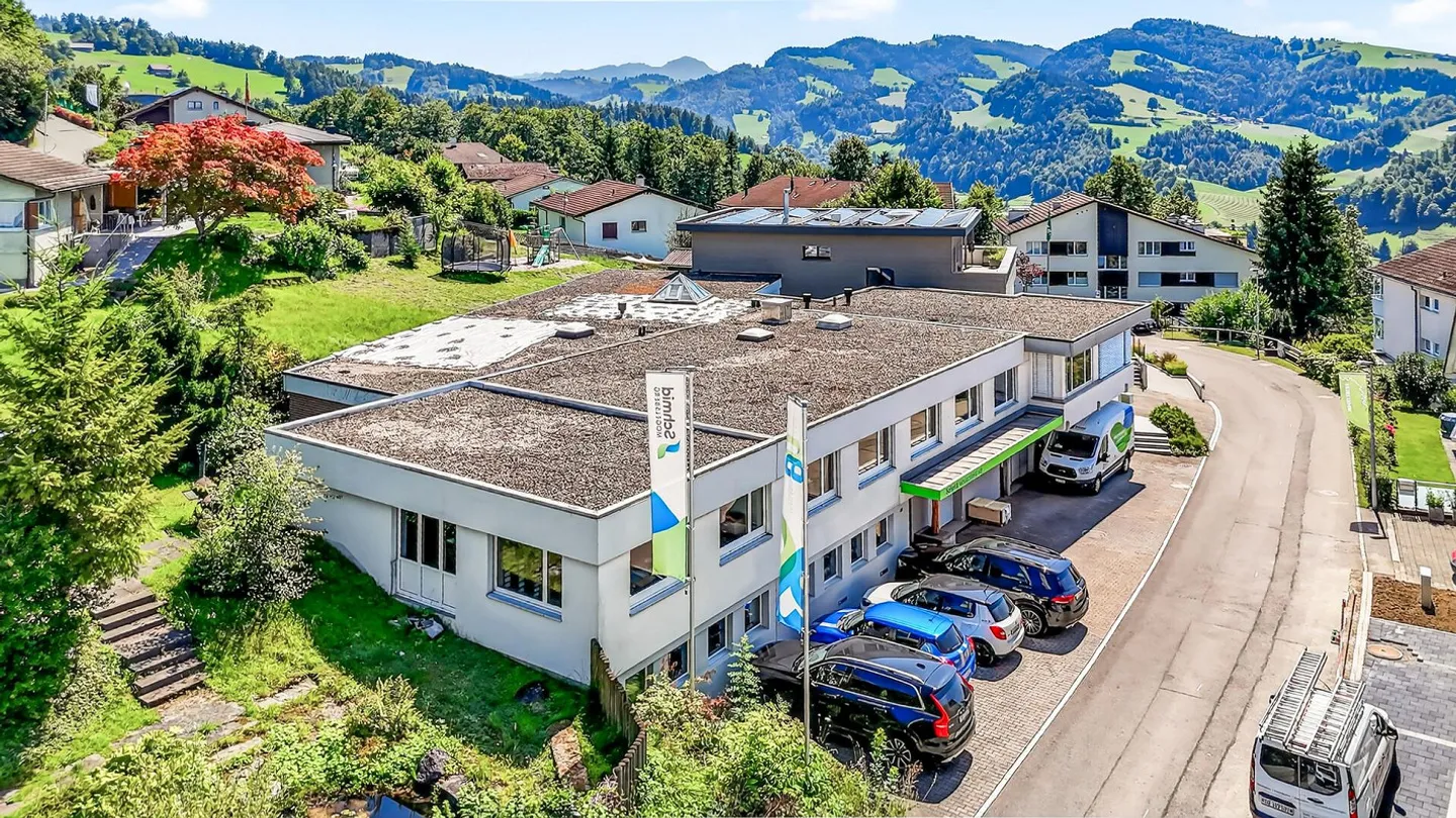 Proprietà residenziale e commerciale con potenziale di sviluppo versatile - Foto 40 di 47