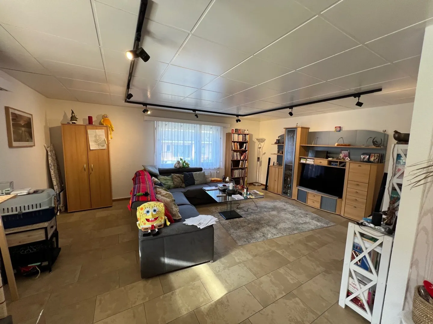 Luxurious Villa with Large Garden - Photo 10 of 12