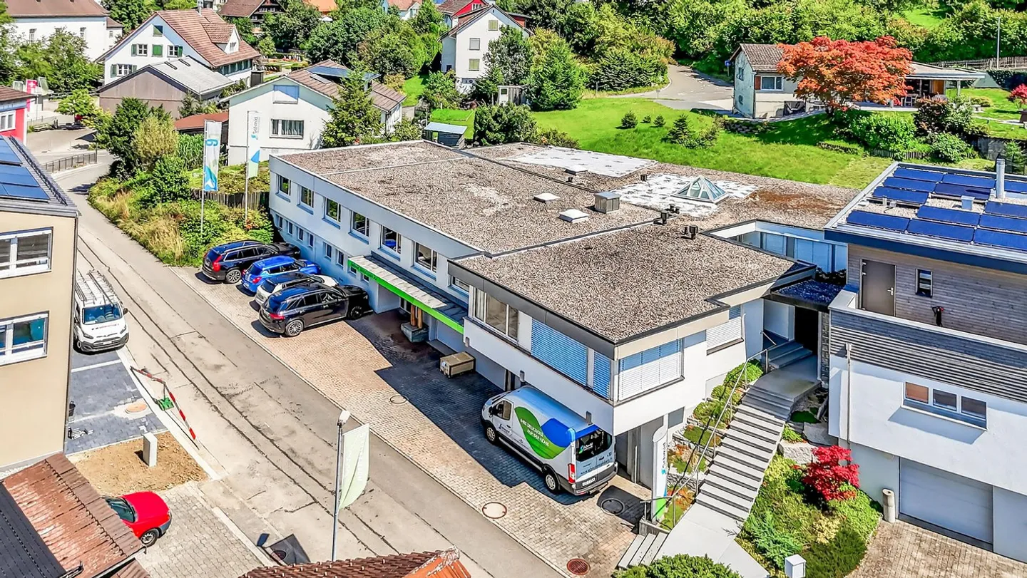 Proprietà residenziale e commerciale con potenziale di sviluppo versatile - Foto 44 di 47