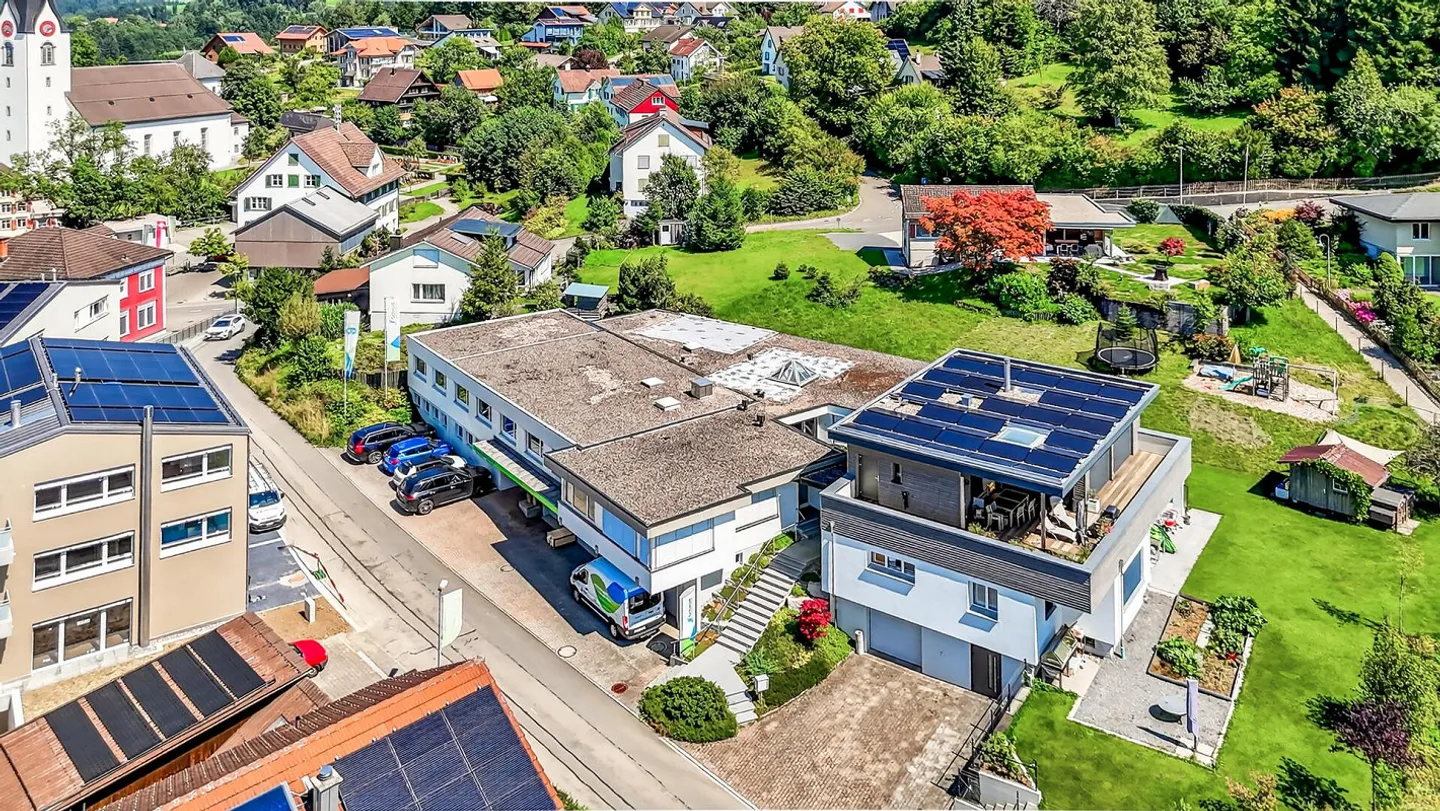 Proprietà residenziale e commerciale con potenziale di sviluppo versatile - Foto 46 di 47