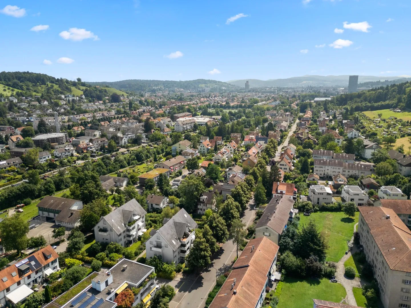 236 m² Büro-/Praxisräume mit eigenem Eingang und Parkplätzen - Foto 2 von 12