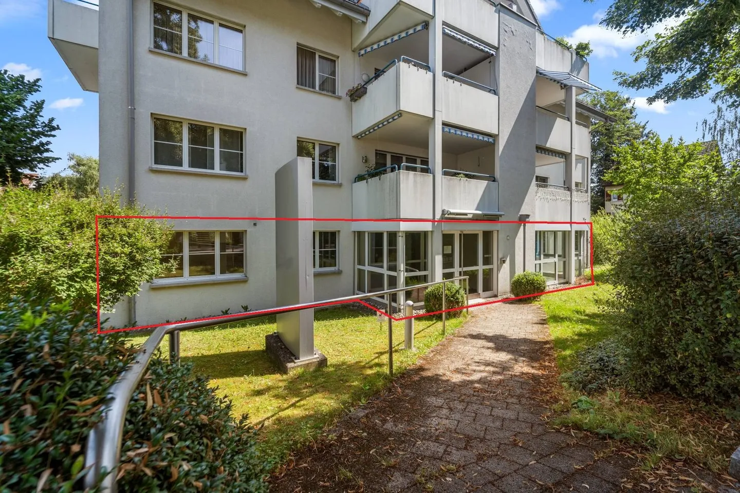 236 m² Büro-/Praxisräume mit eigenem Eingang und Parkplätzen - Foto 3 von 12