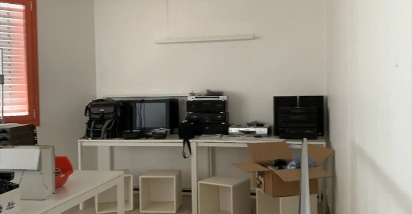 Industria 11 pezzi - Foto 10 di 13