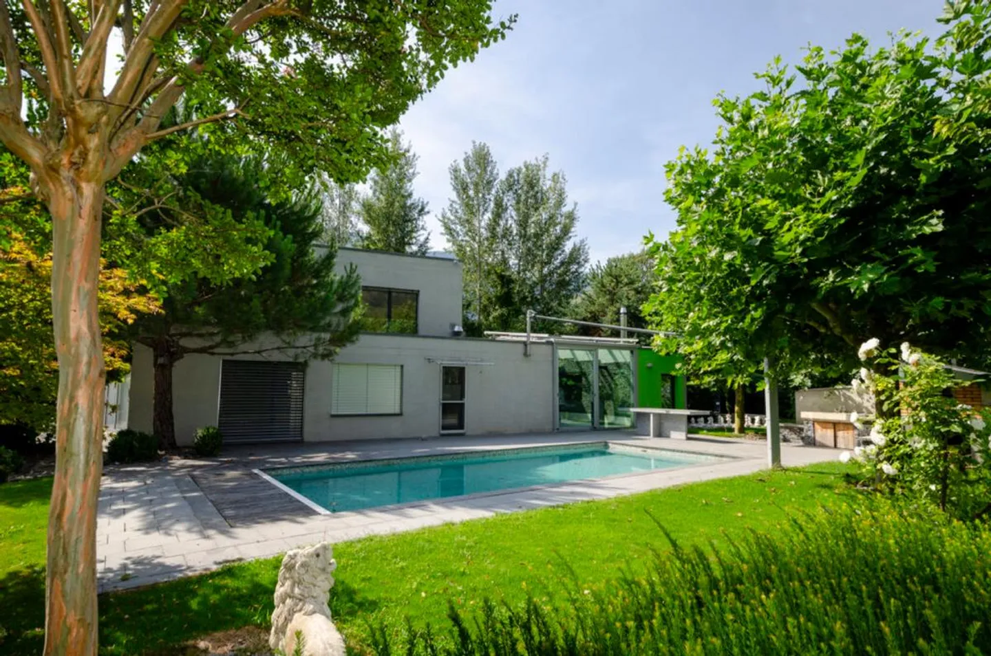 Single house for sale - Photo 2 of 2