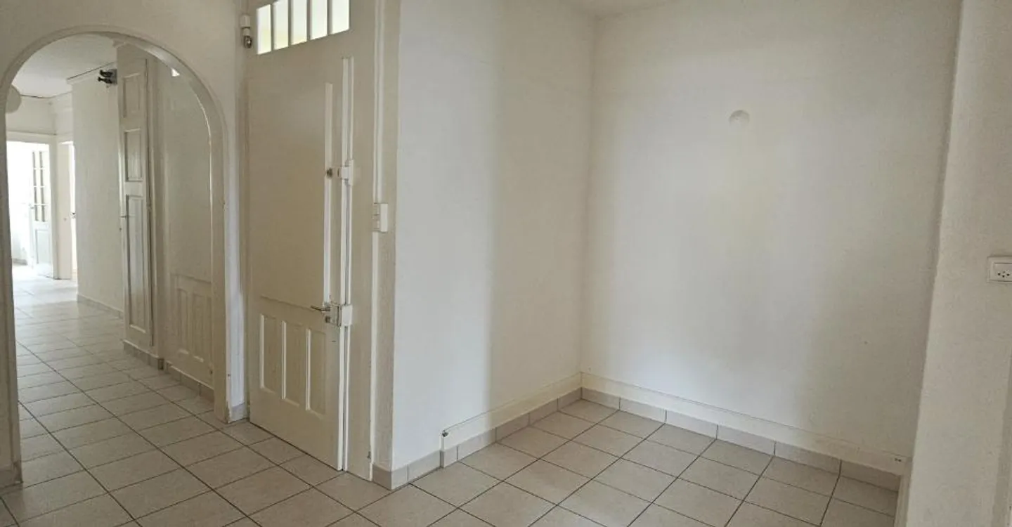 Appartamento di 6,5 stanze - Foto 4 di 14