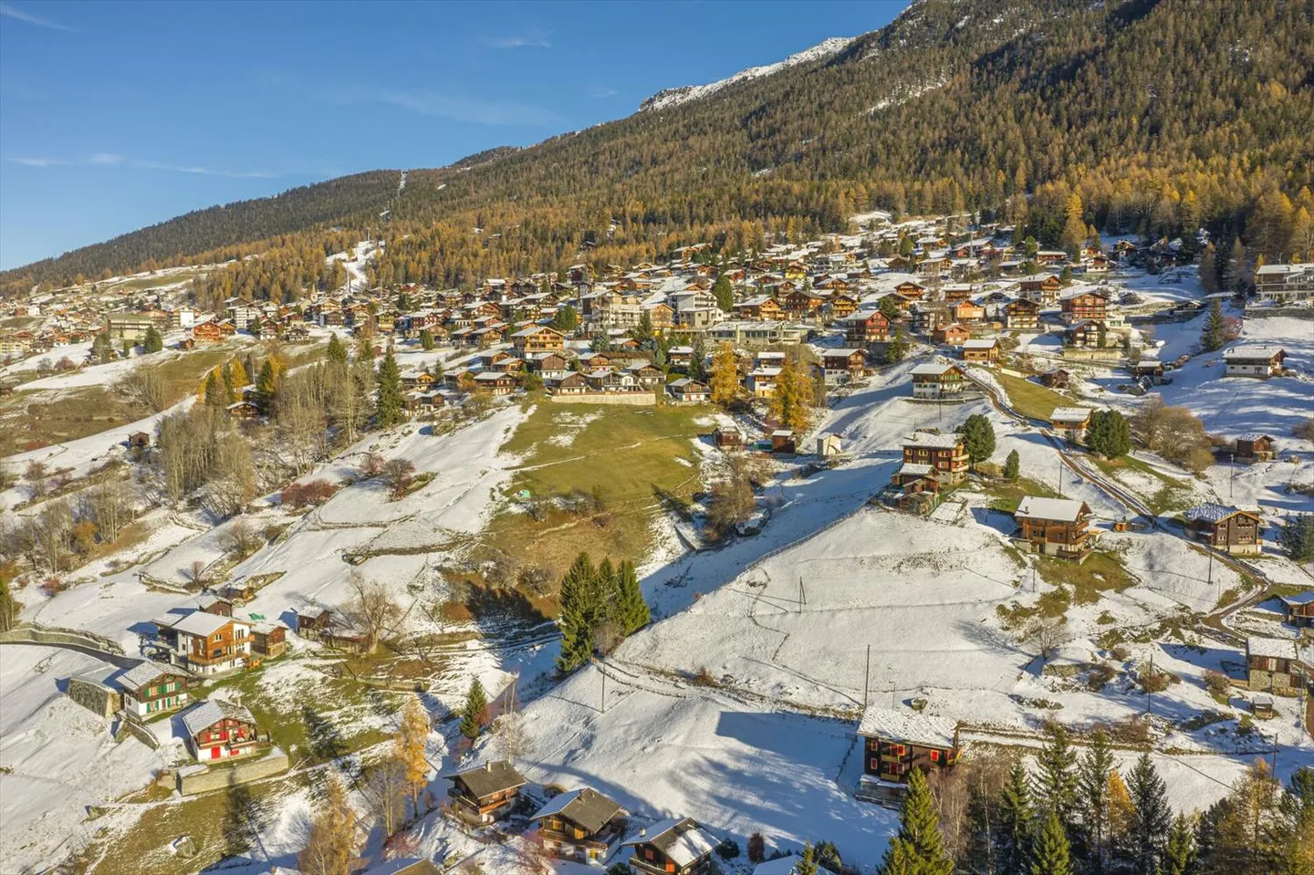 Terreno edificabile con vista panoramica mozzafiato - Foto 7 di 11