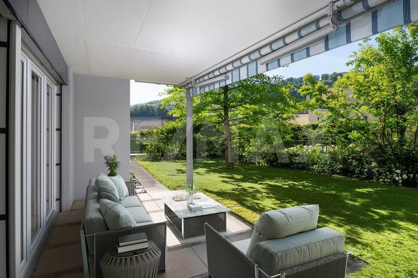 Vivere moderno immerso nella natura / Appartamento 4.5 stanze appena ristrutturato - Foto 4 di 13