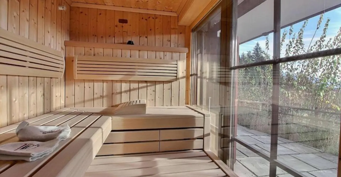 7-Room Chalet in Anzère - Photo 12 of 13