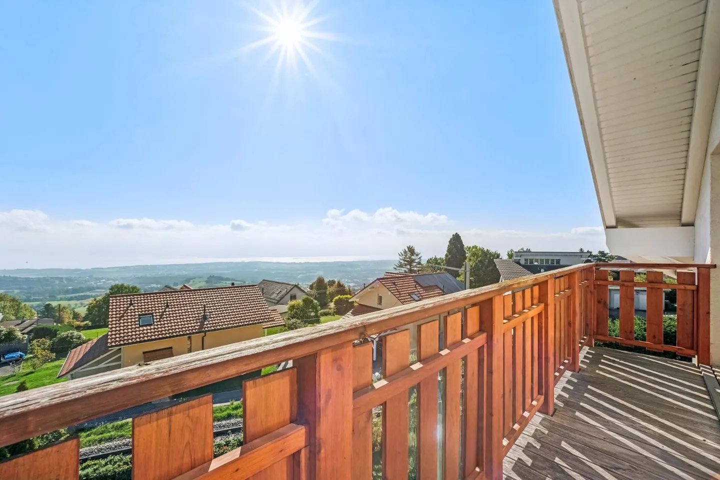 Stunning individual house, swimming pool and panoramic view - Photo 12 of 13