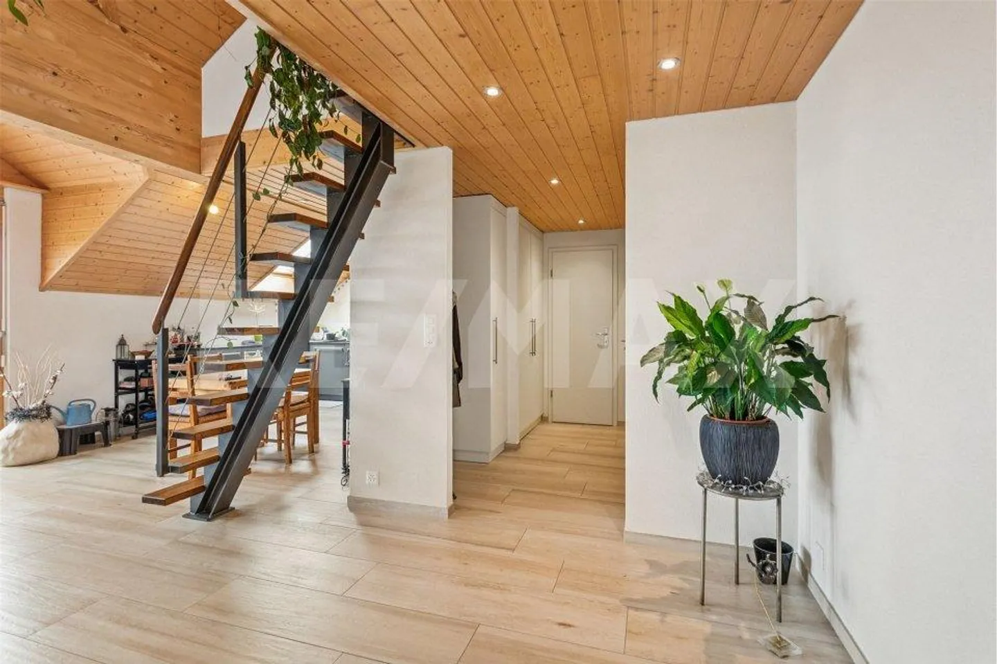 5-room apartment - Photo 2 of 10