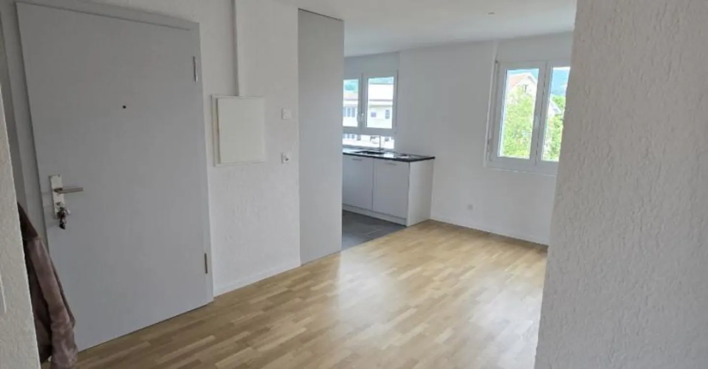 Bright 3.5 room apartment - Photo 3 of 5