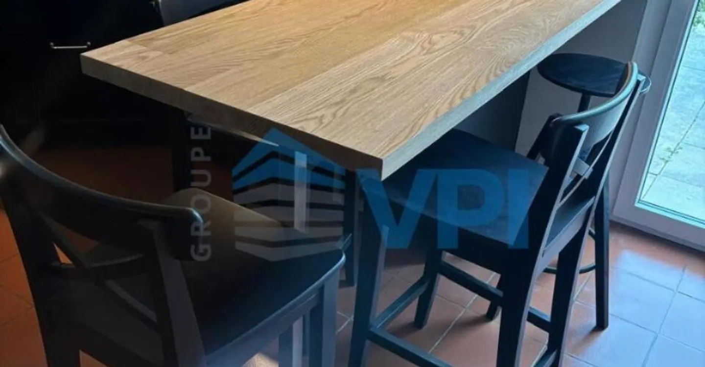 Wunderschöne renovierte Familienvilla mit Pool in Sezenove Bernex - Foto 2 von 12