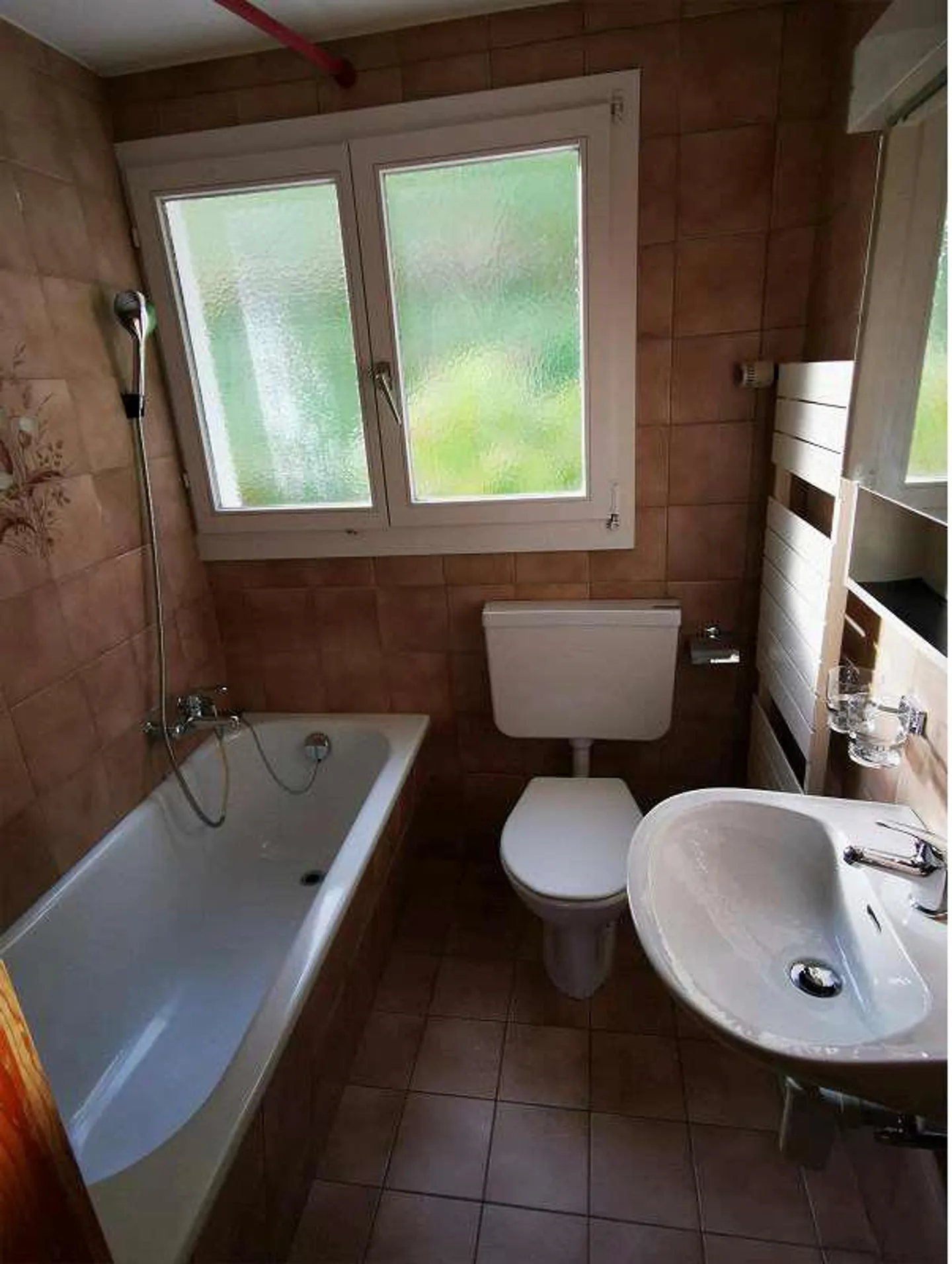 Recherche de locataire : maison individuelle de 4 pièces avec jardin et garage - Photo 13 sur 24