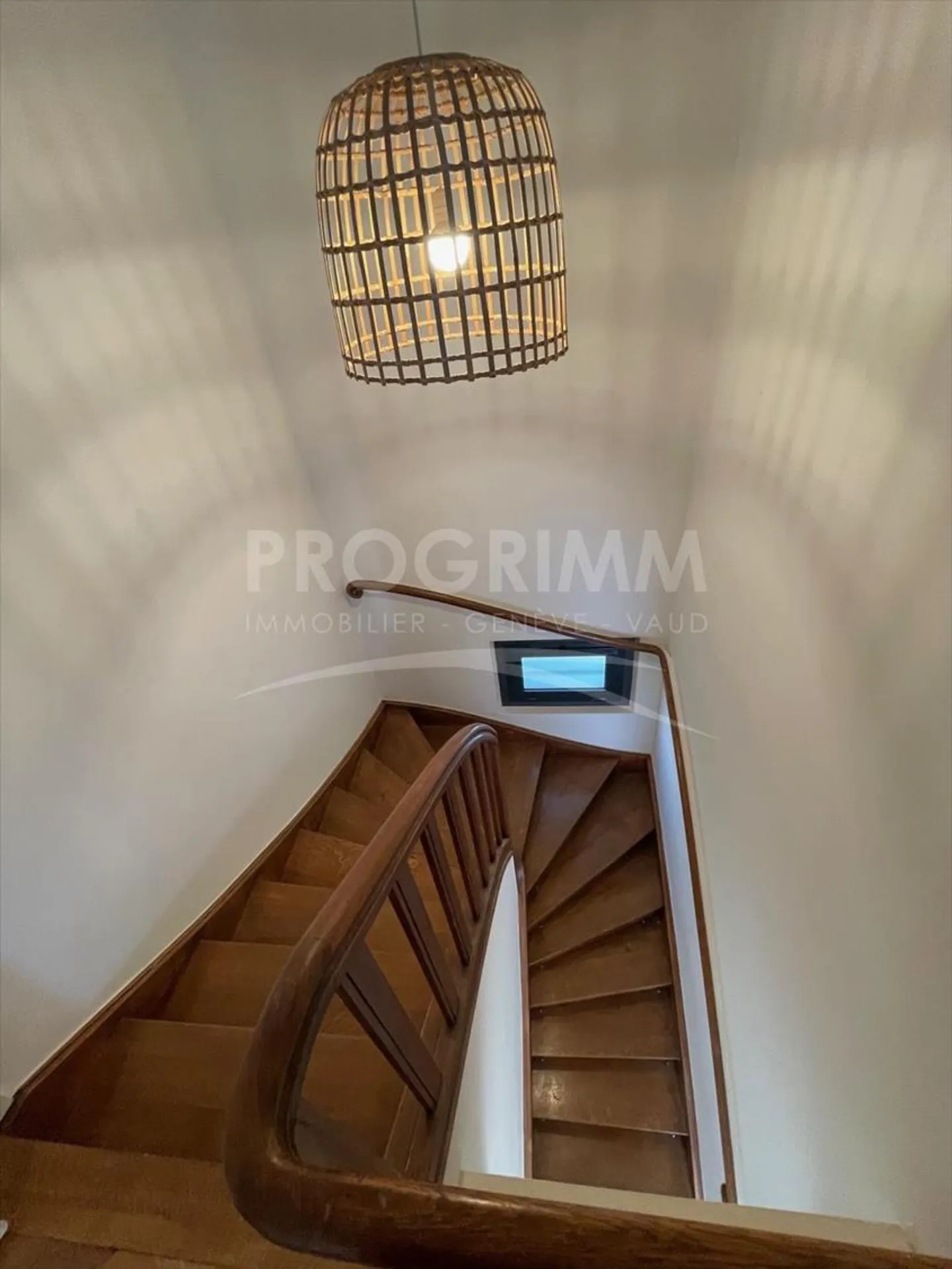 Casa familiare ristrutturata a Chene-Bougeries - 9.5 stanze - Foto 7 di 9