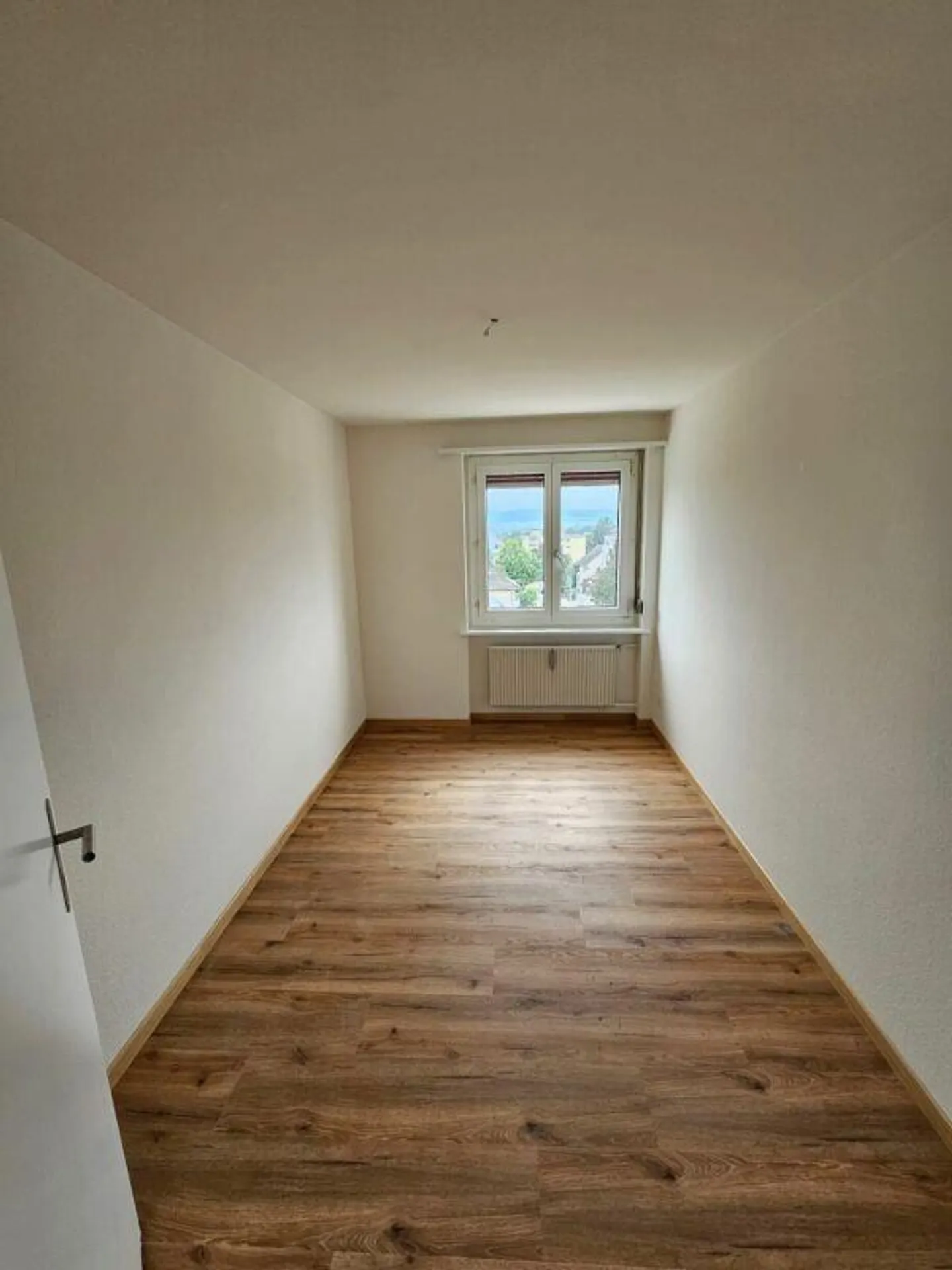 Newly renovated 5.5 room apartment - Photo 7 of 11