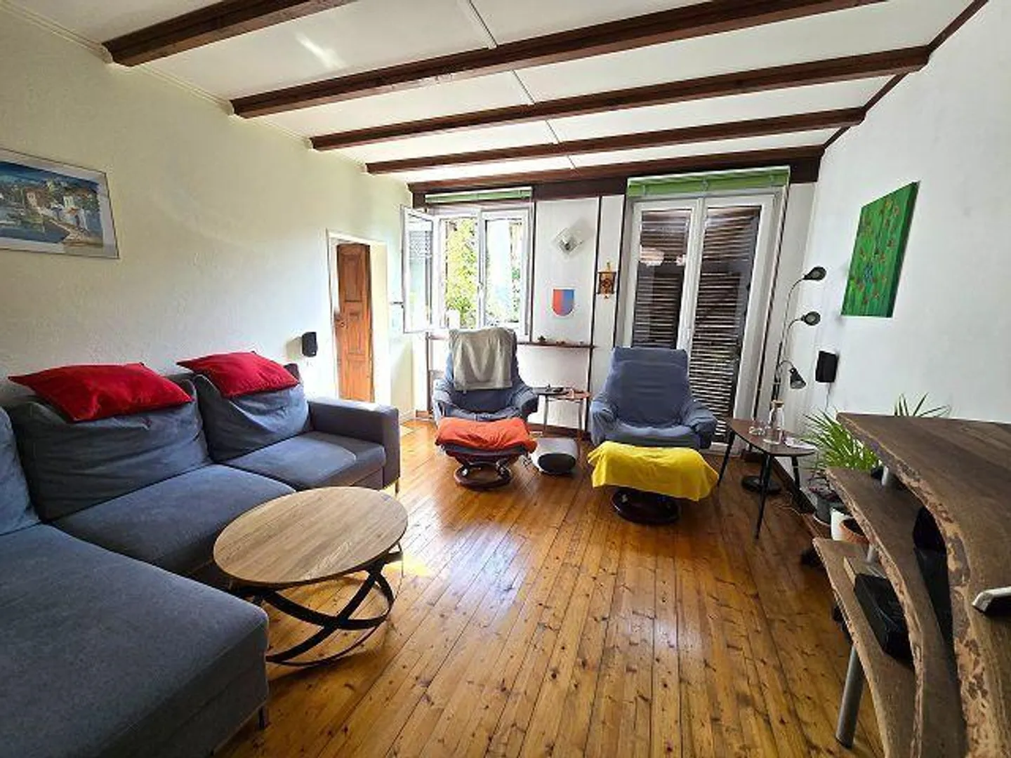 Casa rustica nel nucleo con grande giardino - Foto 2 di 48