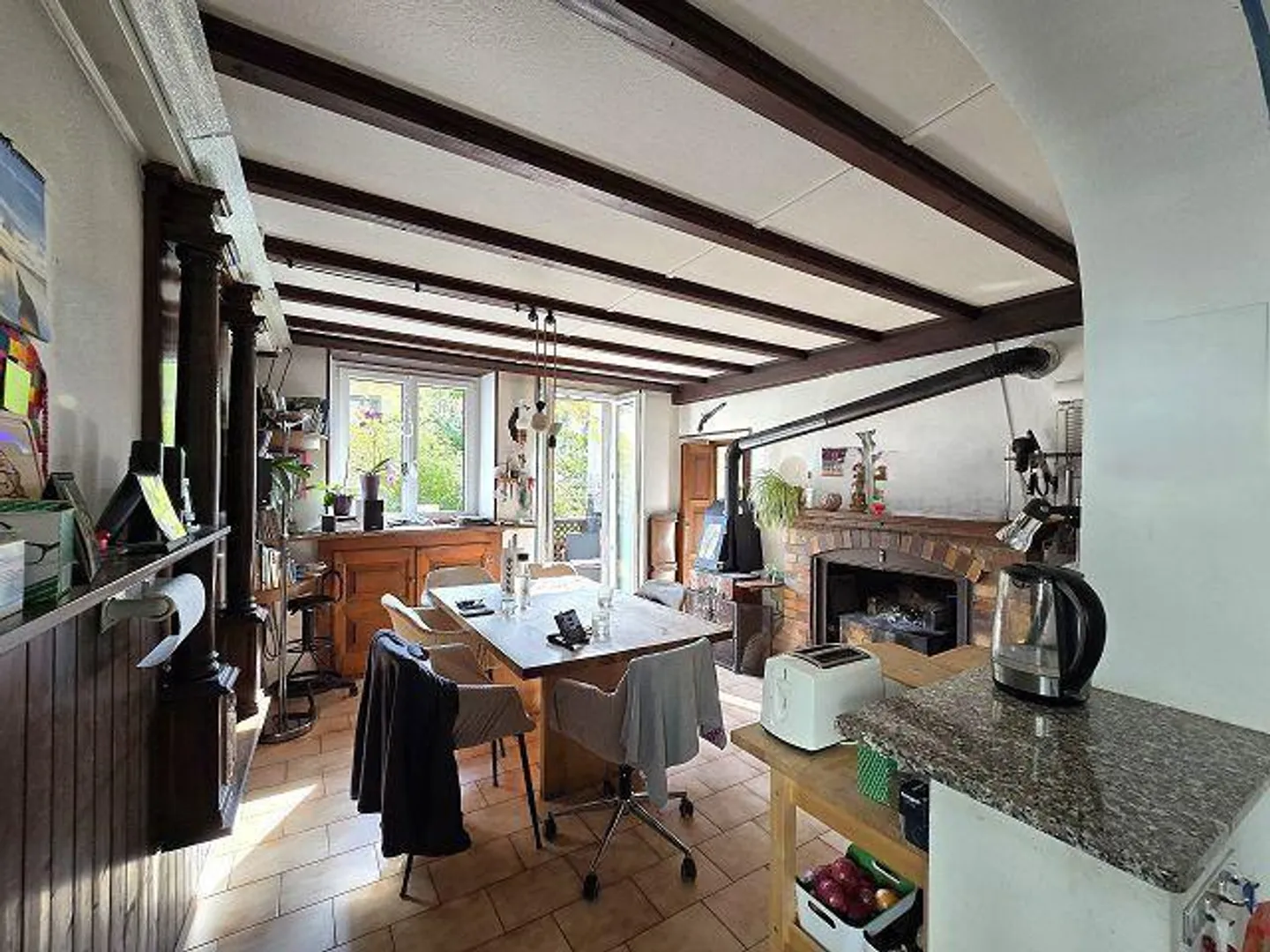 Casa rustica nel nucleo con grande giardino - Foto 7 di 48