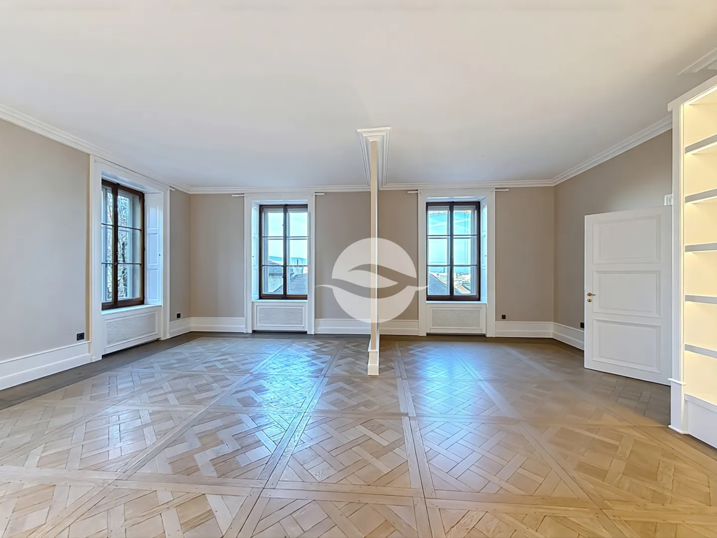 6-Zimmer-Wohnung - Foto 2 von 10