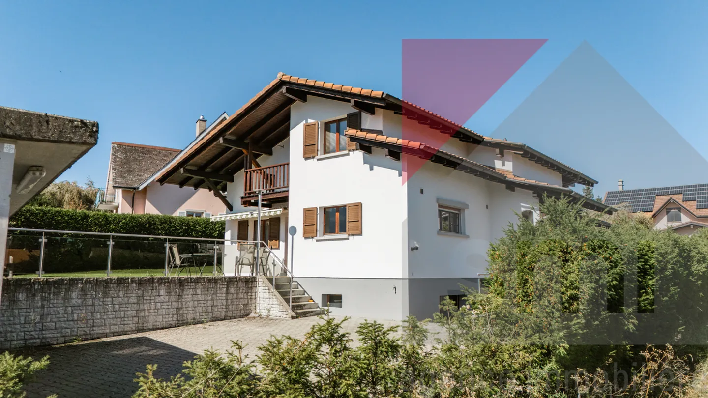 Bequeme Villa mit unabhängigem Studio, Grundstück von 1055m2 - Foto 20 von 20