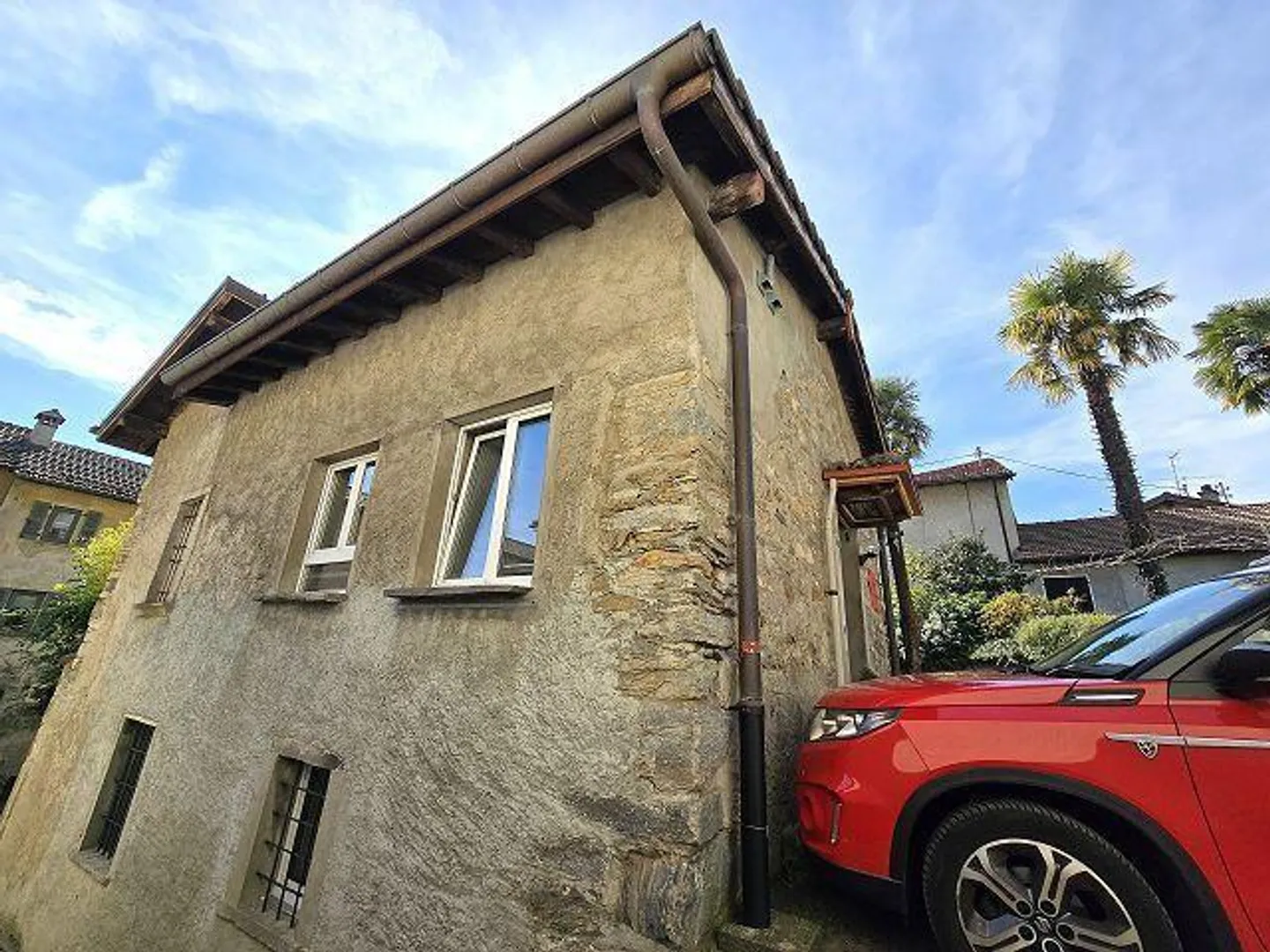 Casa rustica nel nucleo con grande giardino - Foto 43 di 48
