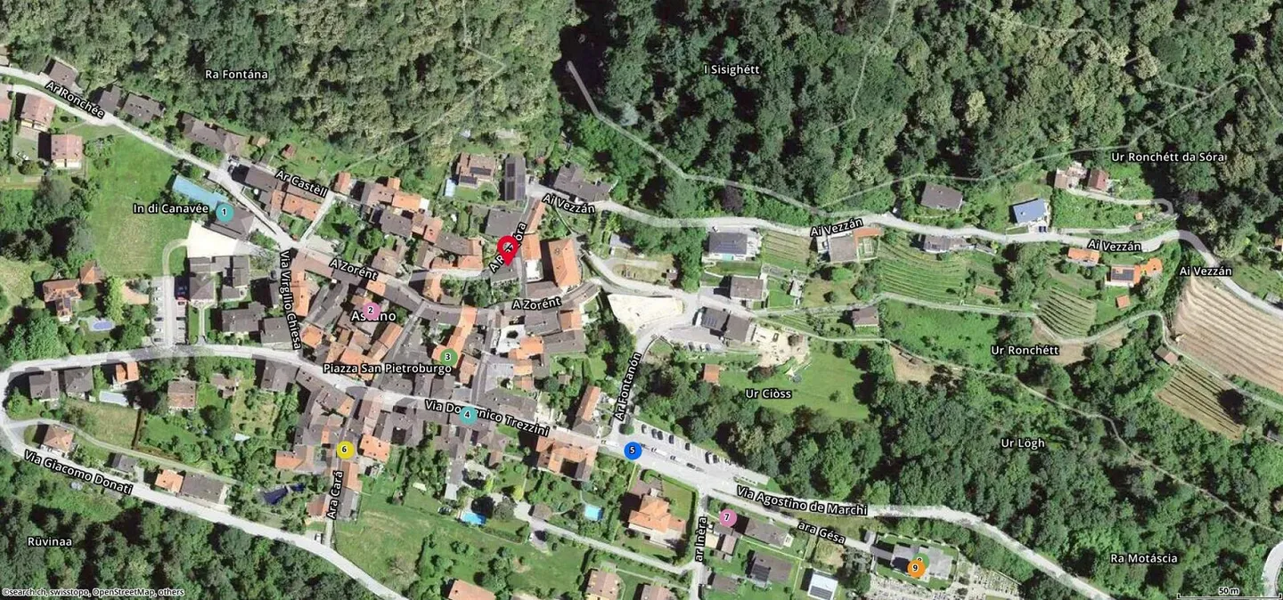 Casa rustica nel nucleo con grande giardino - Foto 48 di 48