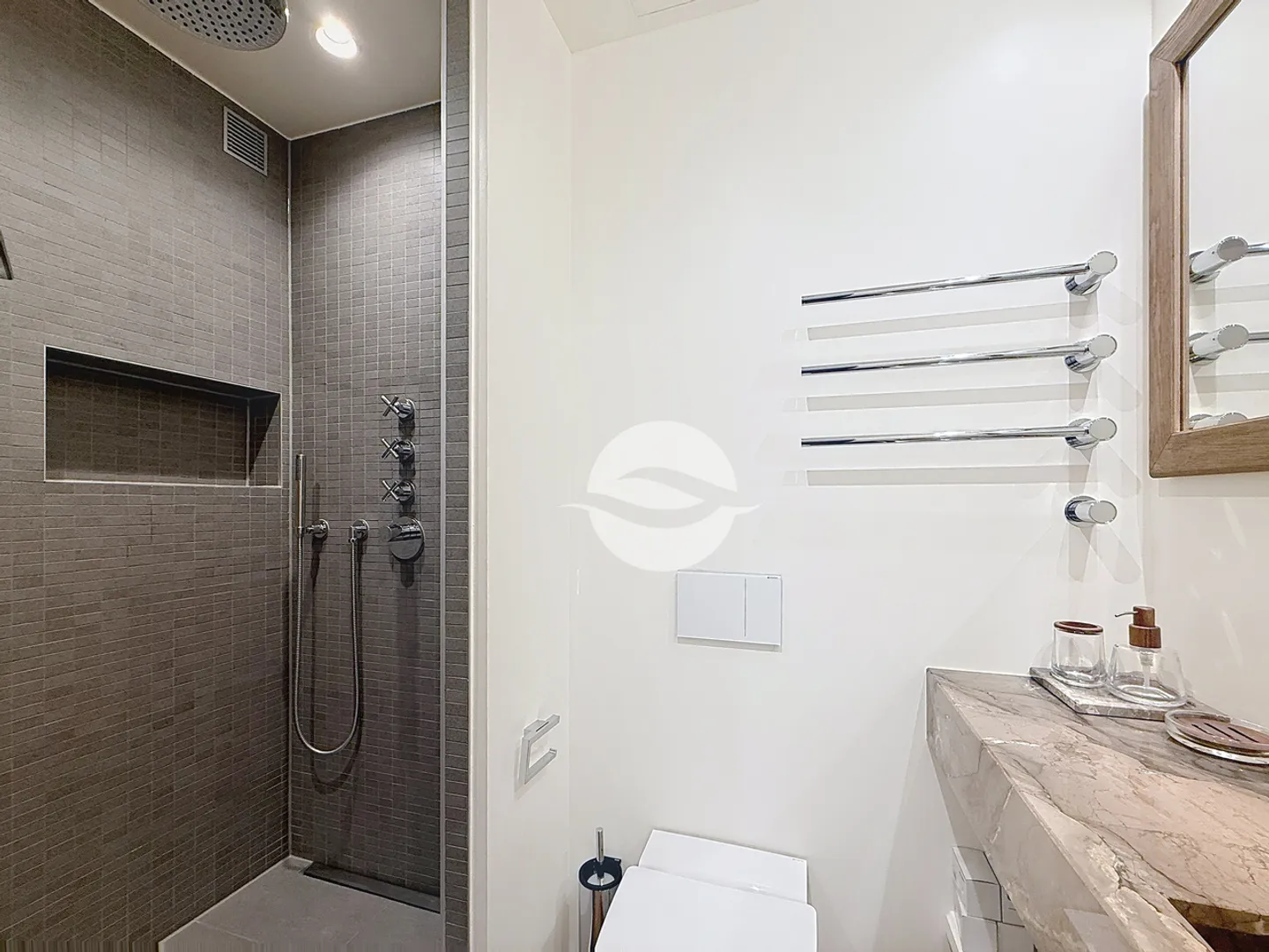 6-Zimmer-Wohnung - Foto 6 von 10