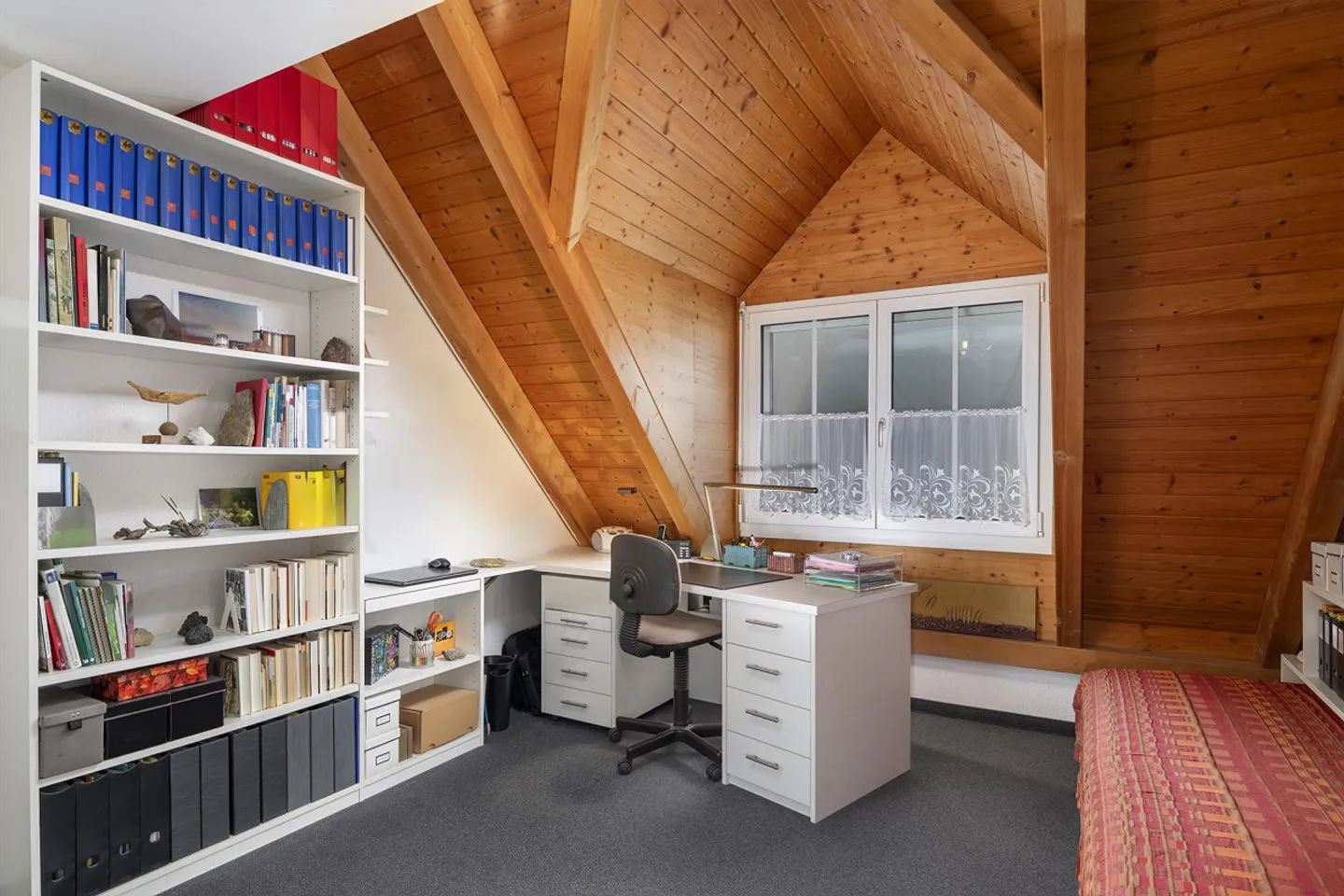 Idylle familiale avec charme... - Photo 9 sur 14