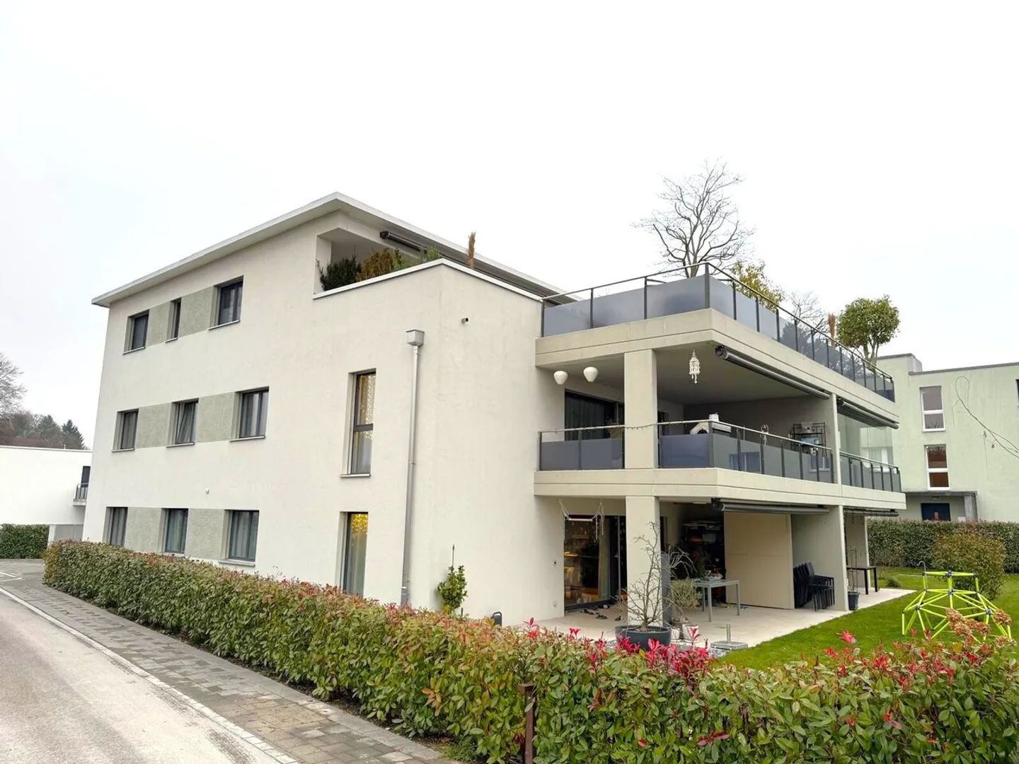 4.5 Z.-Attika Wohnung, 177m2 Netto Wohnfläche, 145m2 Dachterrasse - Foto 3 von 12