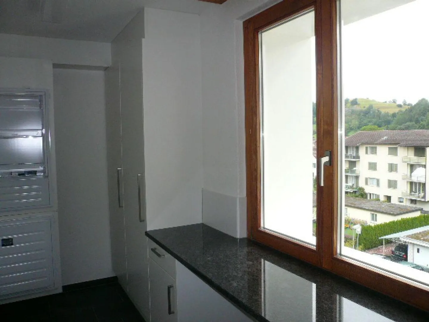 Belle appartement de 3,5 pièces dans un endroit calme - Photo 3 sur 10