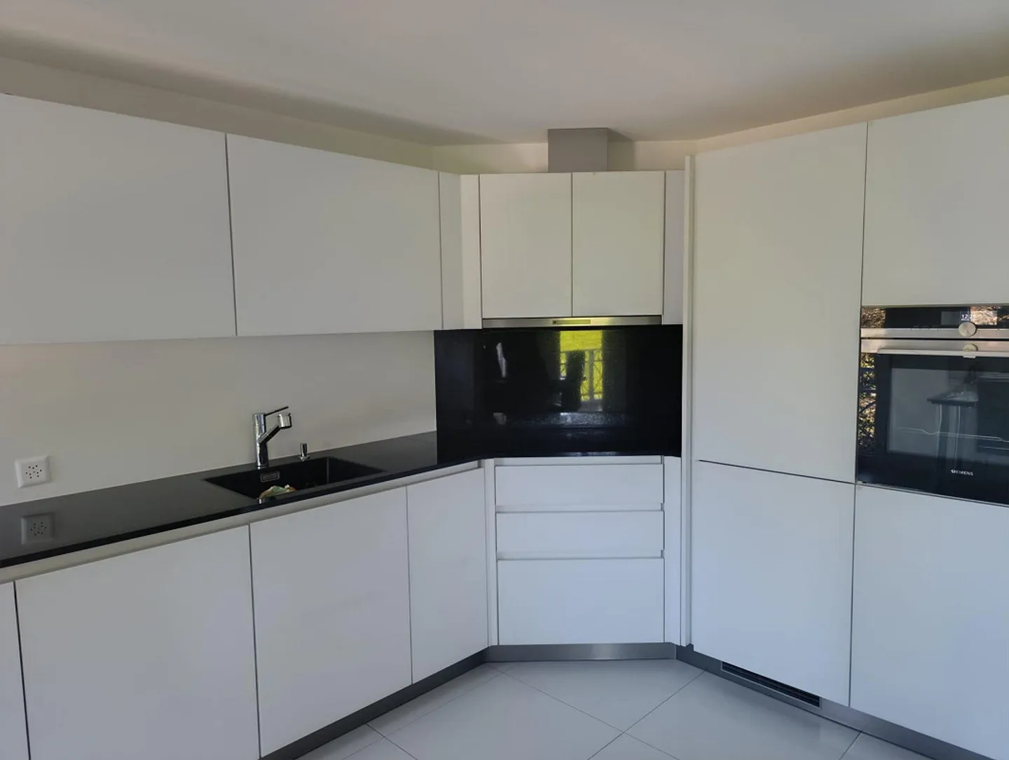 Appartamento moderno di 3,5 stanze - Foto 2 di 10