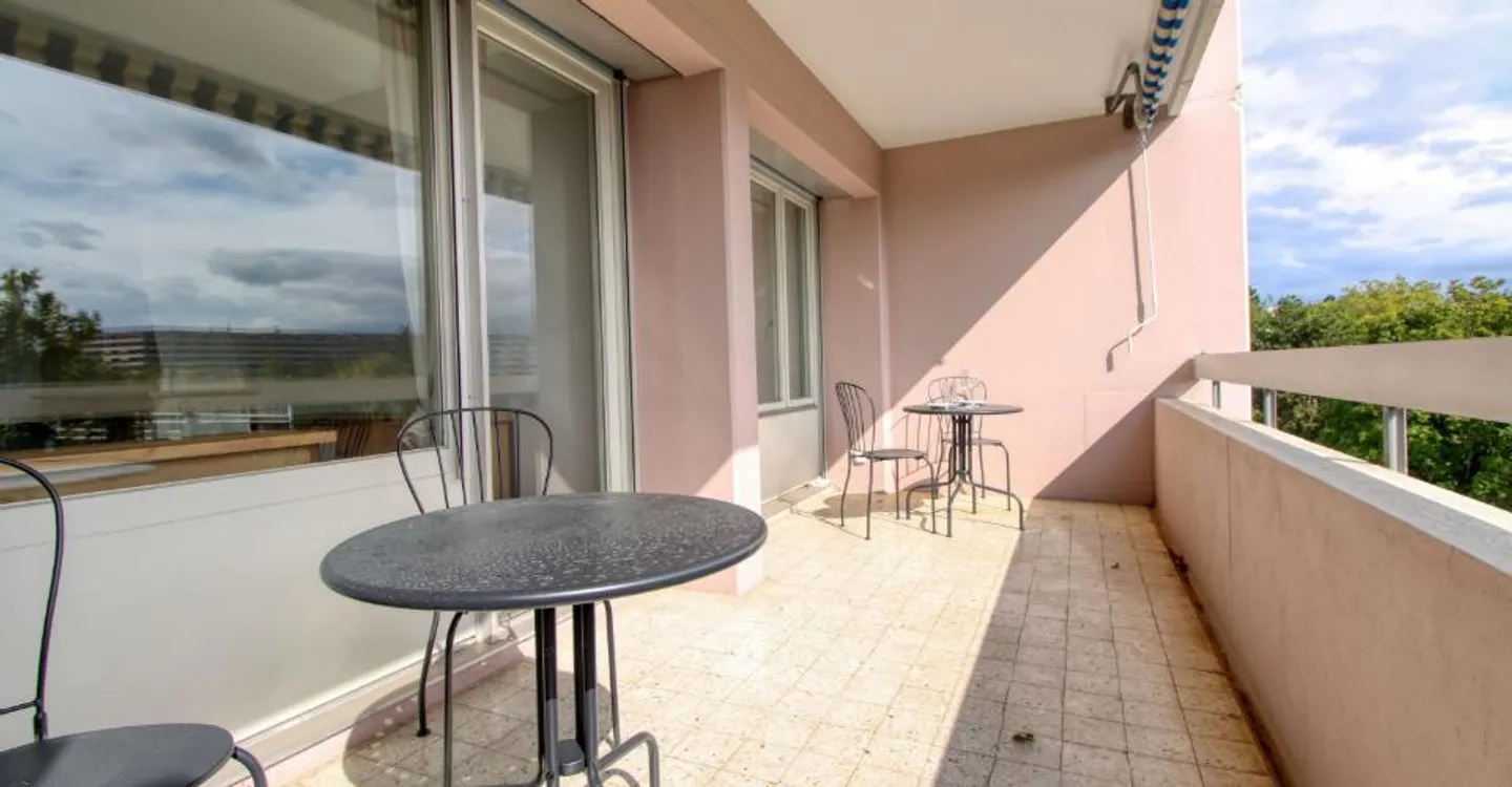 Modern Coliving Apartment in Geneva - Photo 15 of 17