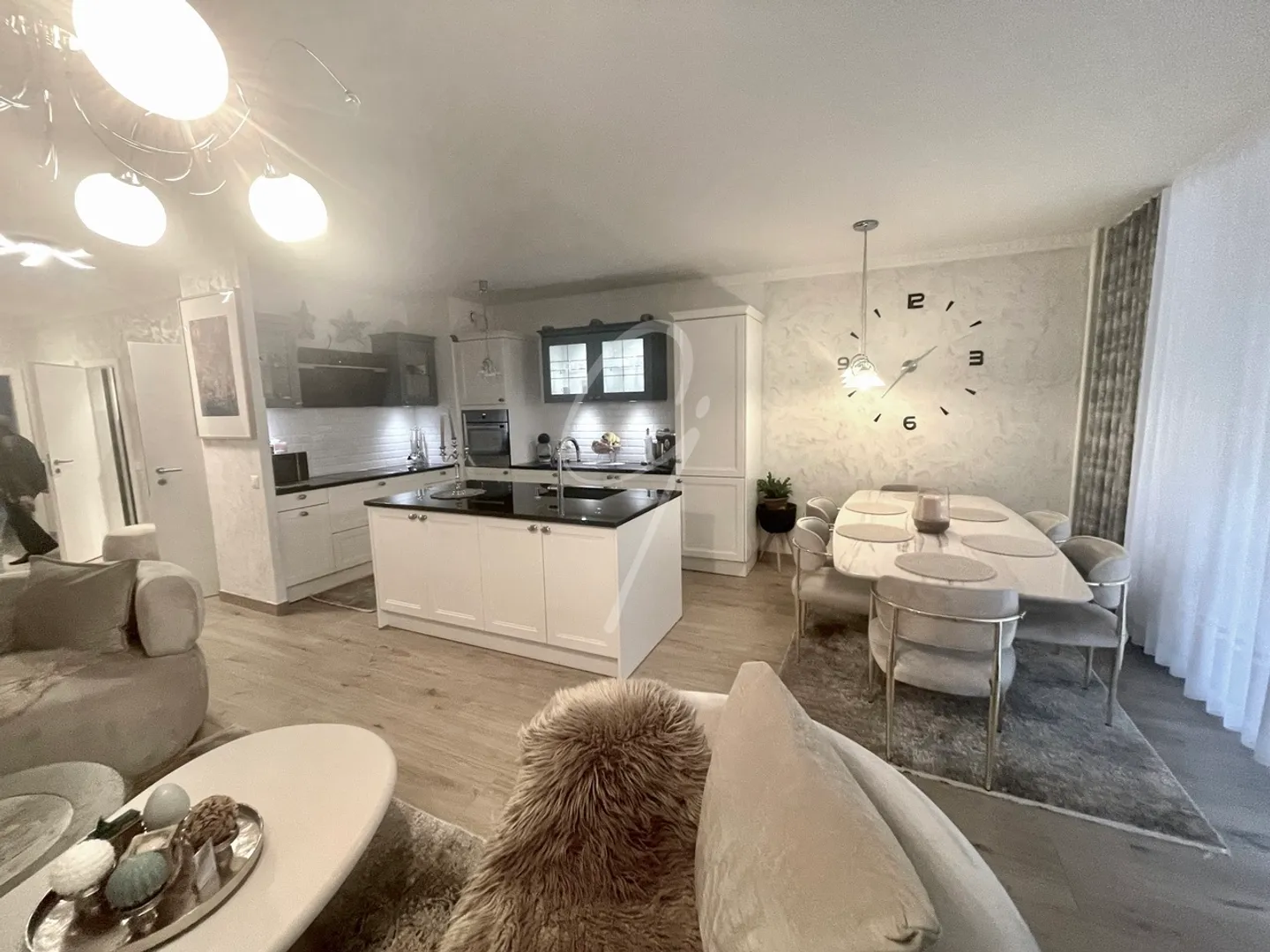4,5-Zimmer-Wohnung - Foto 1 von 5