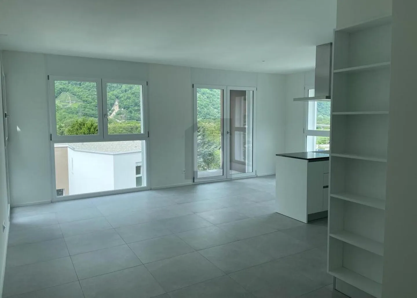 Sonnige Wohnung mit schönem offenen Blick - Foto 1 von 5