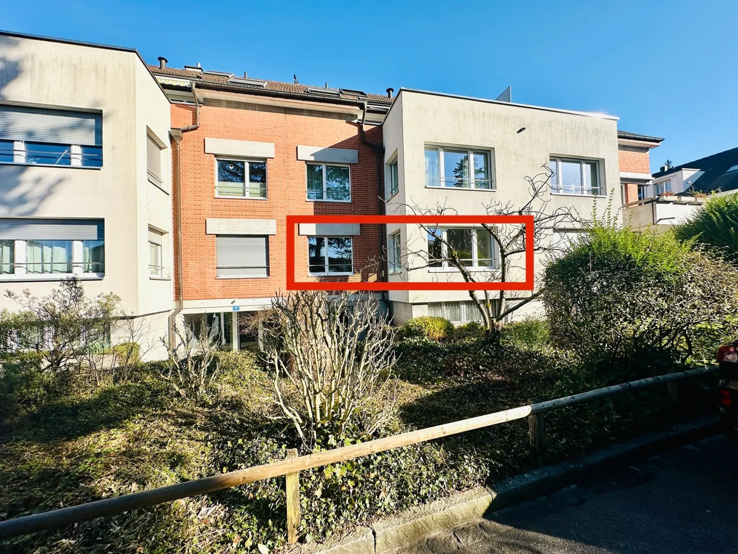 Im Grünen gelegene schöne Wohnung mit Lift und Balkon - Foto 1 di 12