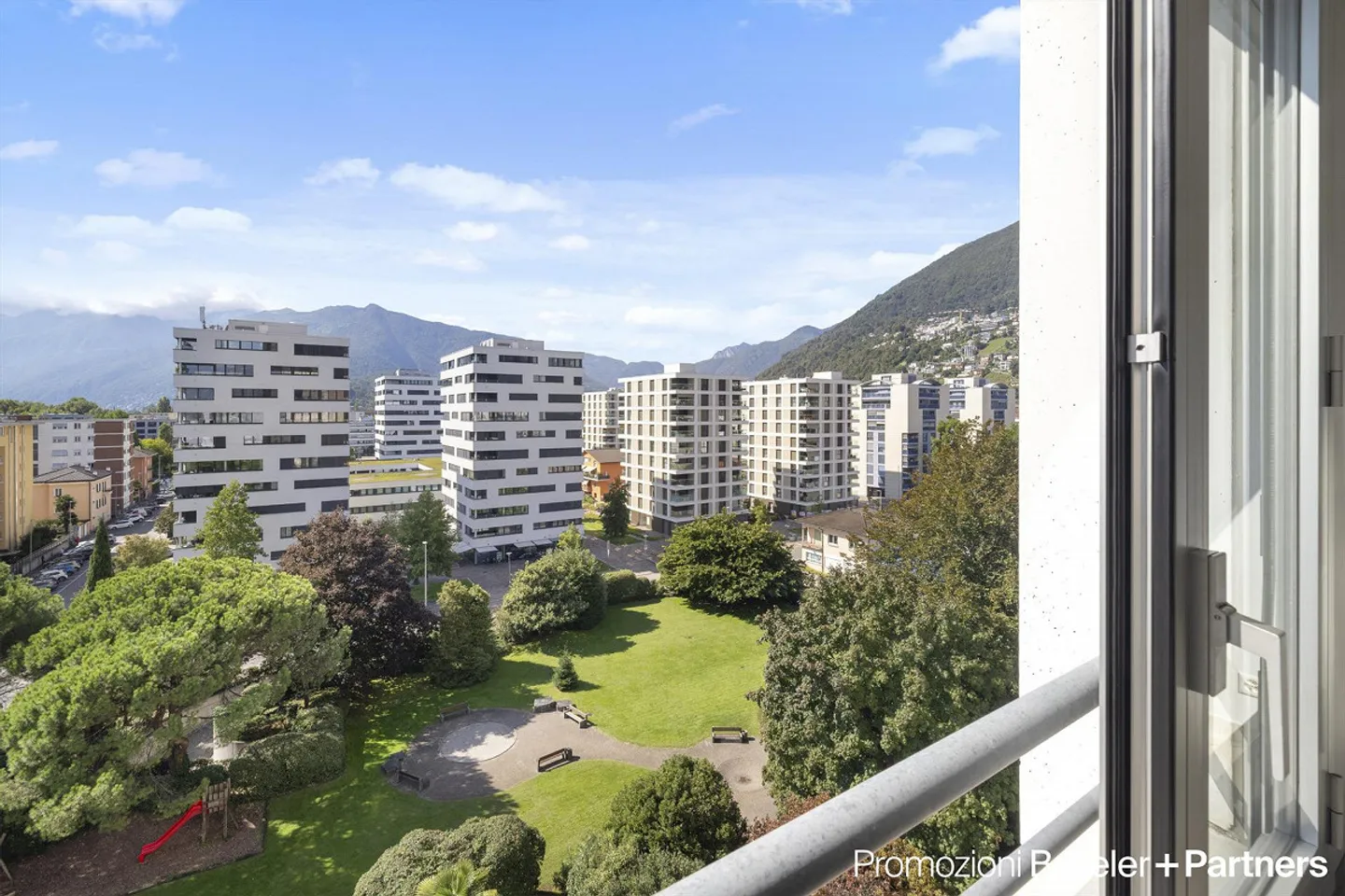 Splendido appartamento 3.5 locali con vista panoramica a Locarno - Foto 8 di 15