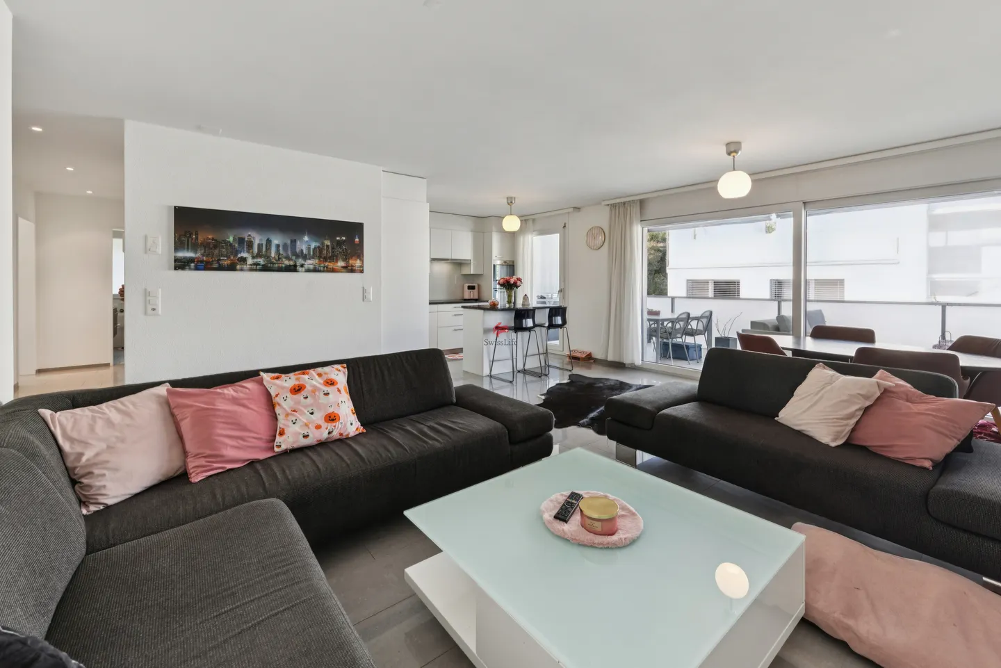 Appartement spacieux à Zurich - Photo 2 sur 6