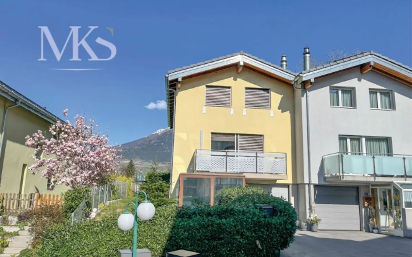 Cozy House in a Quiet and Central Location - Photo 1 of 19
