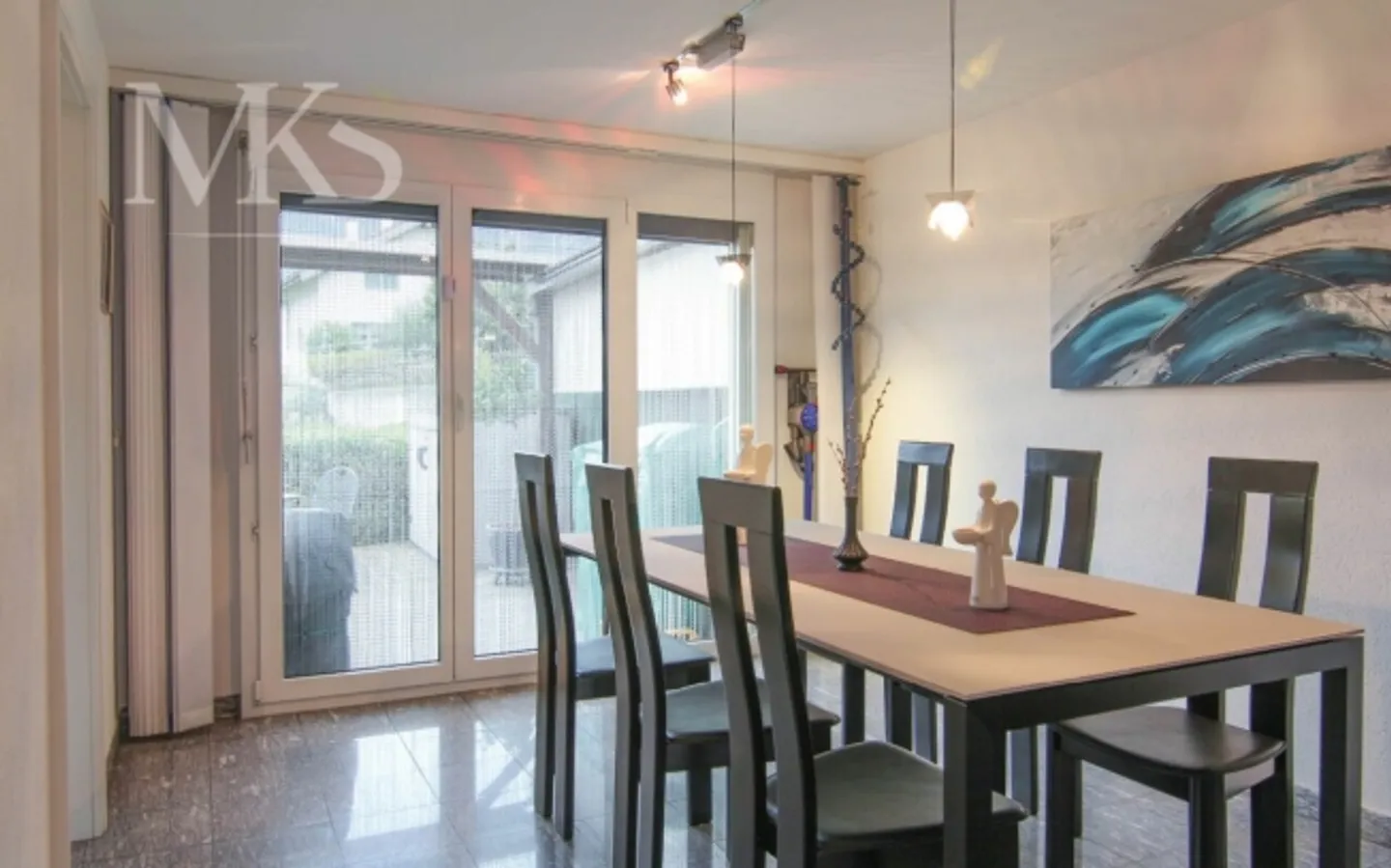 Cozy House in a Quiet and Central Location - Photo 5 of 19
