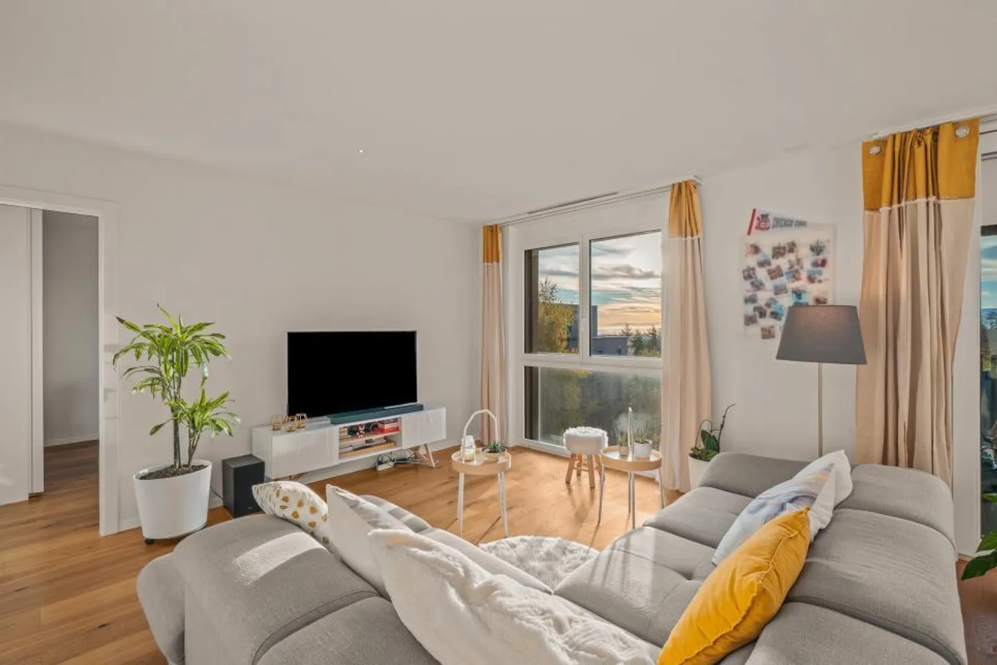 Charmante 2,5-Zimmer-Wohnung mit herrlichem Blick! - Foto 4 von 7